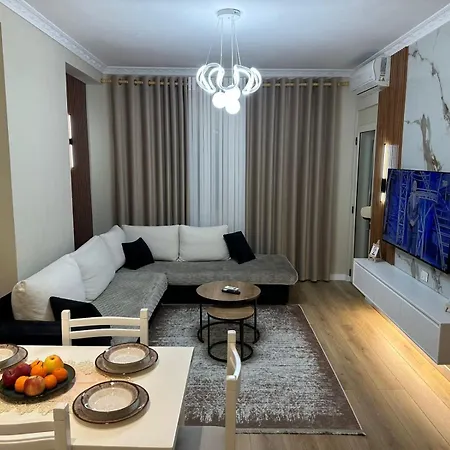 Roan Luxe Apartment Tirana