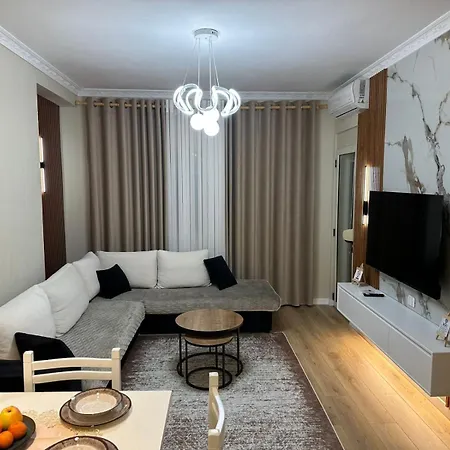 Roan Luxe Apartment *